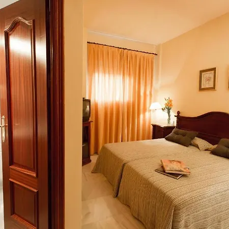 Hotel Gran Avenida Coria del Río