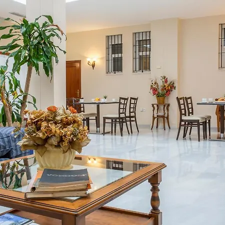 Hotel Gran Avenida *